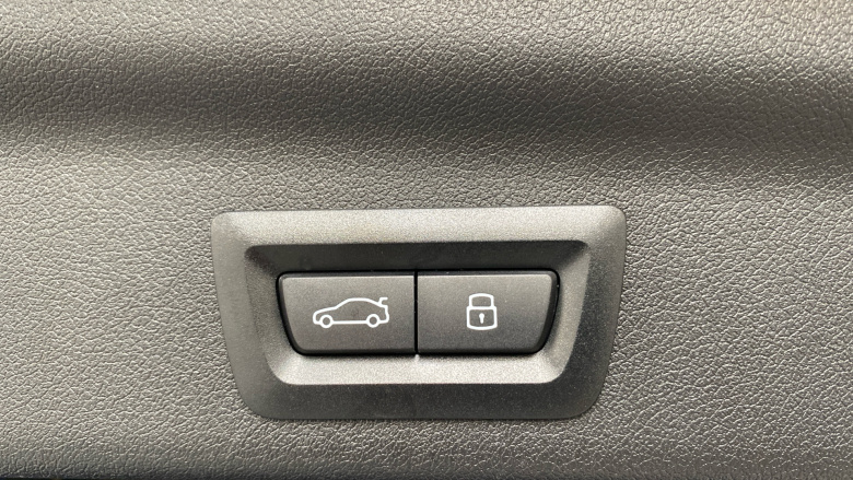 BMW X1 sDrive 18d M Sport 5dr [Tech/Pro Pack] Step Auto Diesel Estate